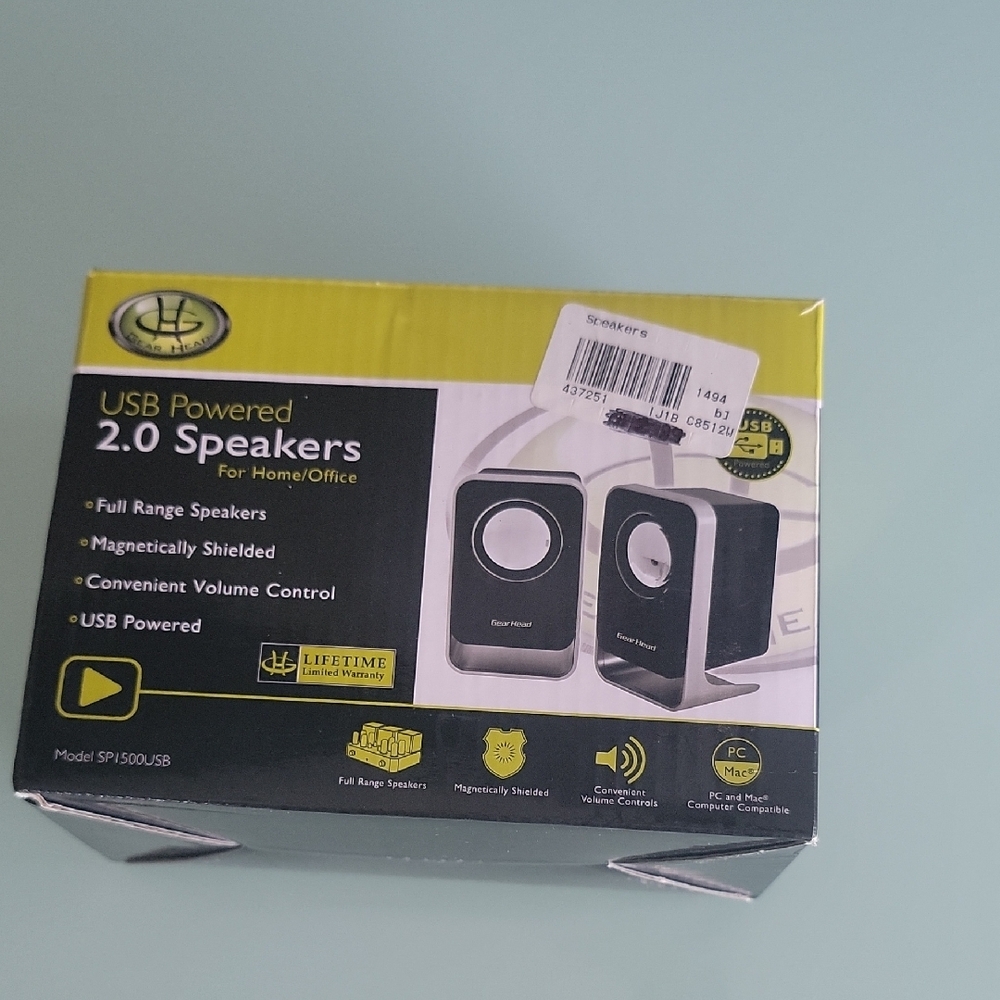 USB Powered 2.0 Speakers - Black and Silver